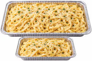 Fettuccini Alfredo catering tray