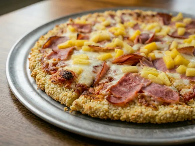 Hawaiian Pizza(Cauliflower crust)