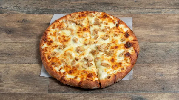 Chicken Alfredo Pizza